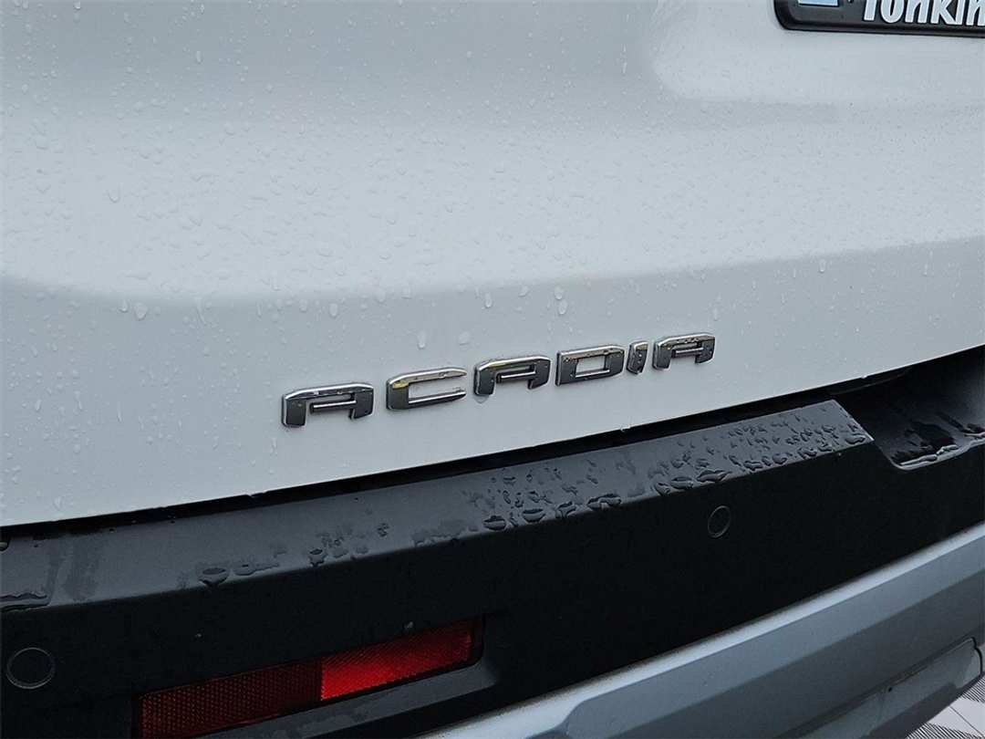 2023 GMC Acadia SLT - Image 25