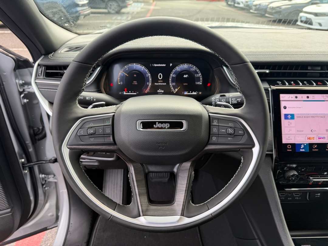 2025 Jeep Grand Cherokee L Limited - Image 20