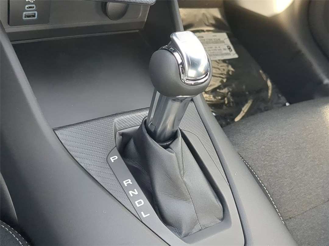 2026 Ford Mustang EcoBoost - Image 17