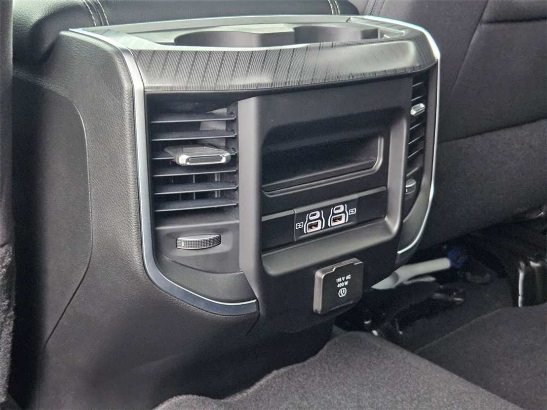 2026 Ram 2500 Big Horn - Image 28