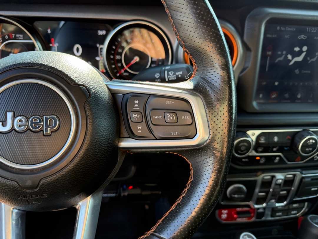 2021 Jeep Gladiator Mojave - Image 18