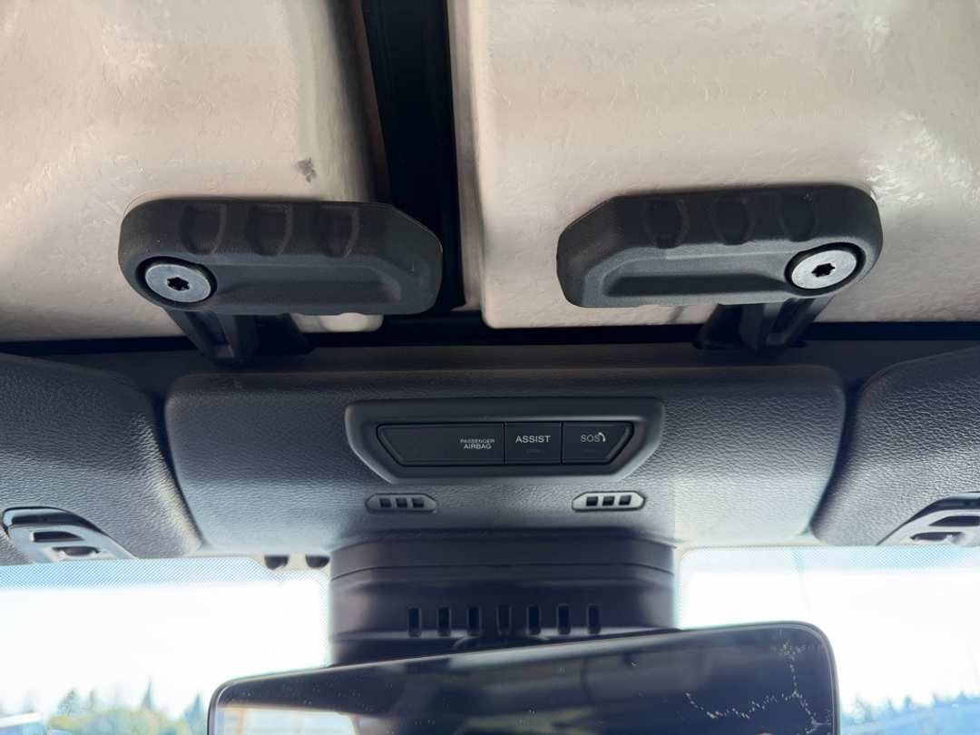 2021 Jeep Gladiator Mojave - Image 26