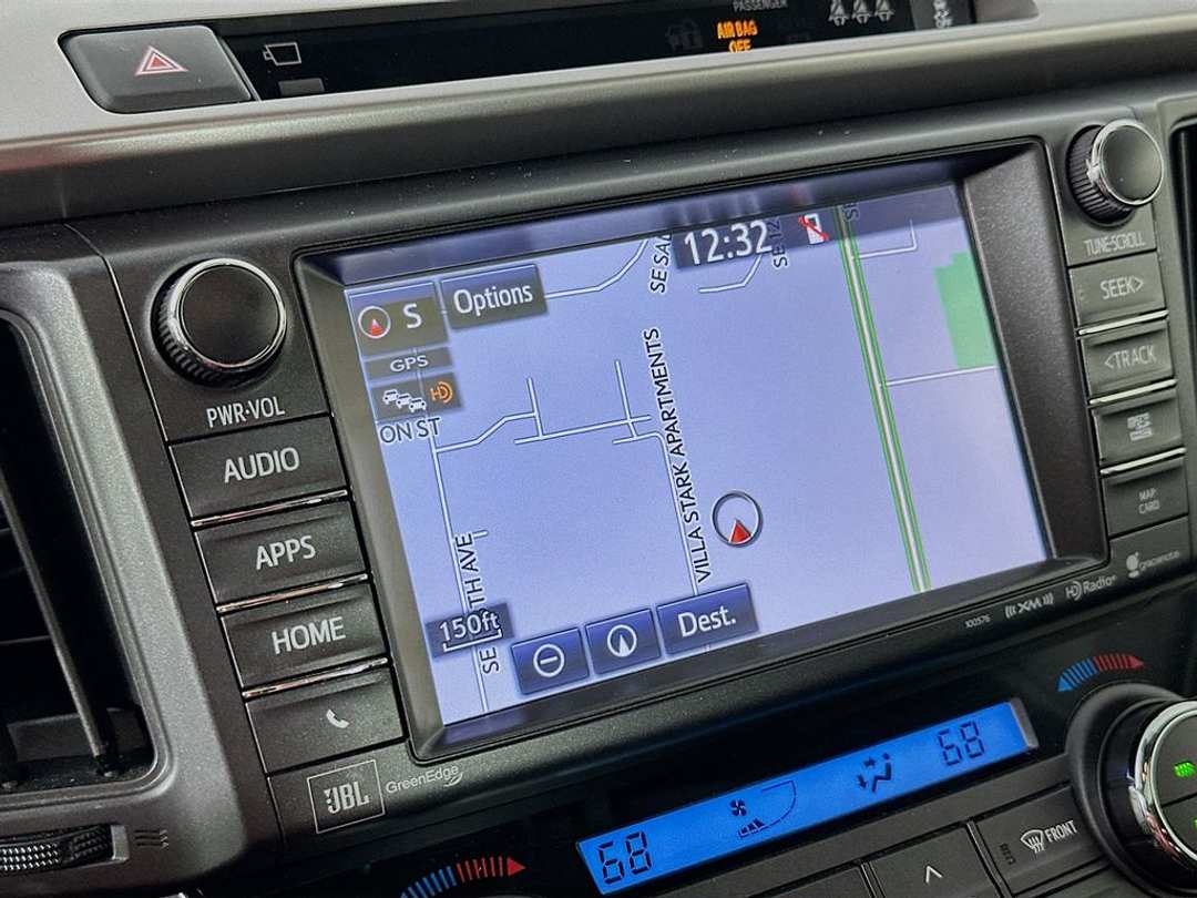 2018 Toyota Rav4 Limited - Image 14