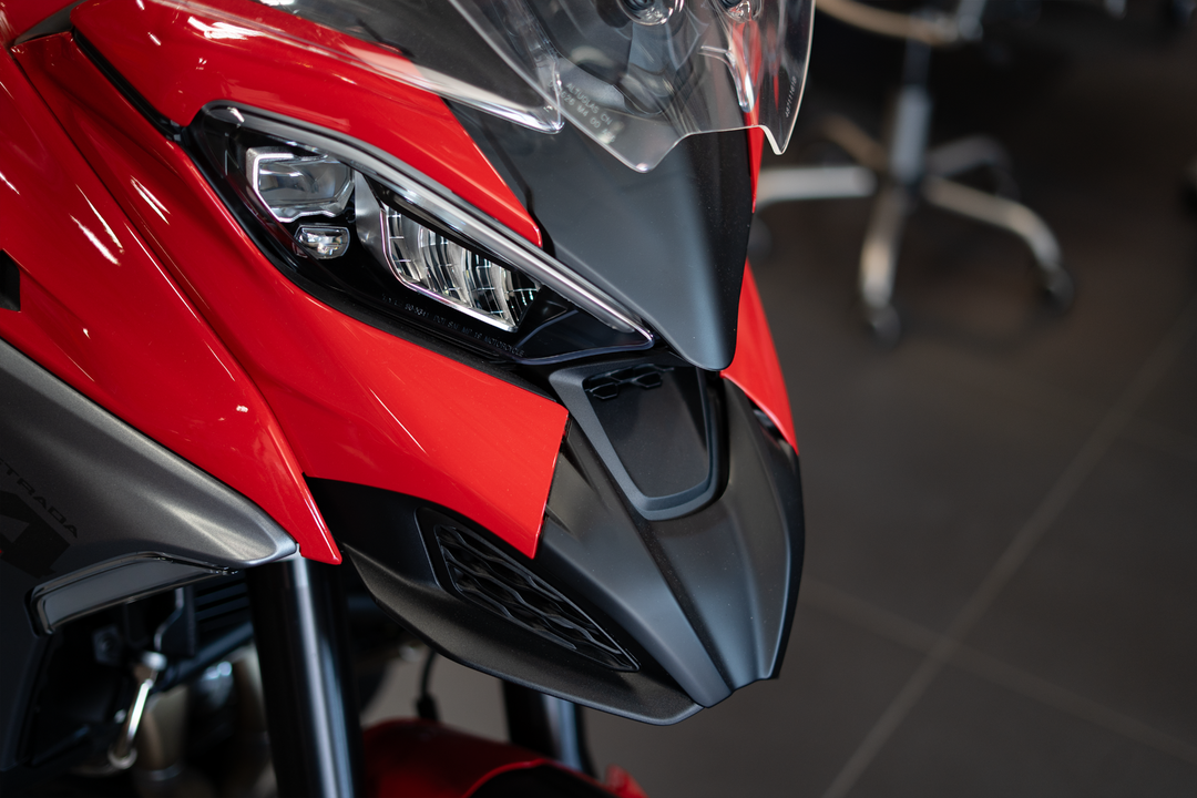 2025 Ducati Multistrada V4 - Image 7
