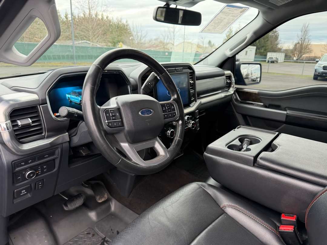 2022 Ford F-150 Lariat - Image 17