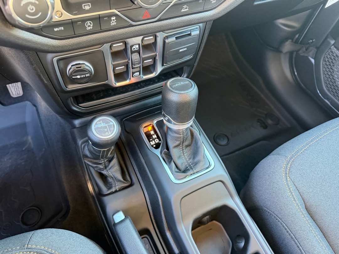 2026 Jeep Gladiator Sport - Image 25