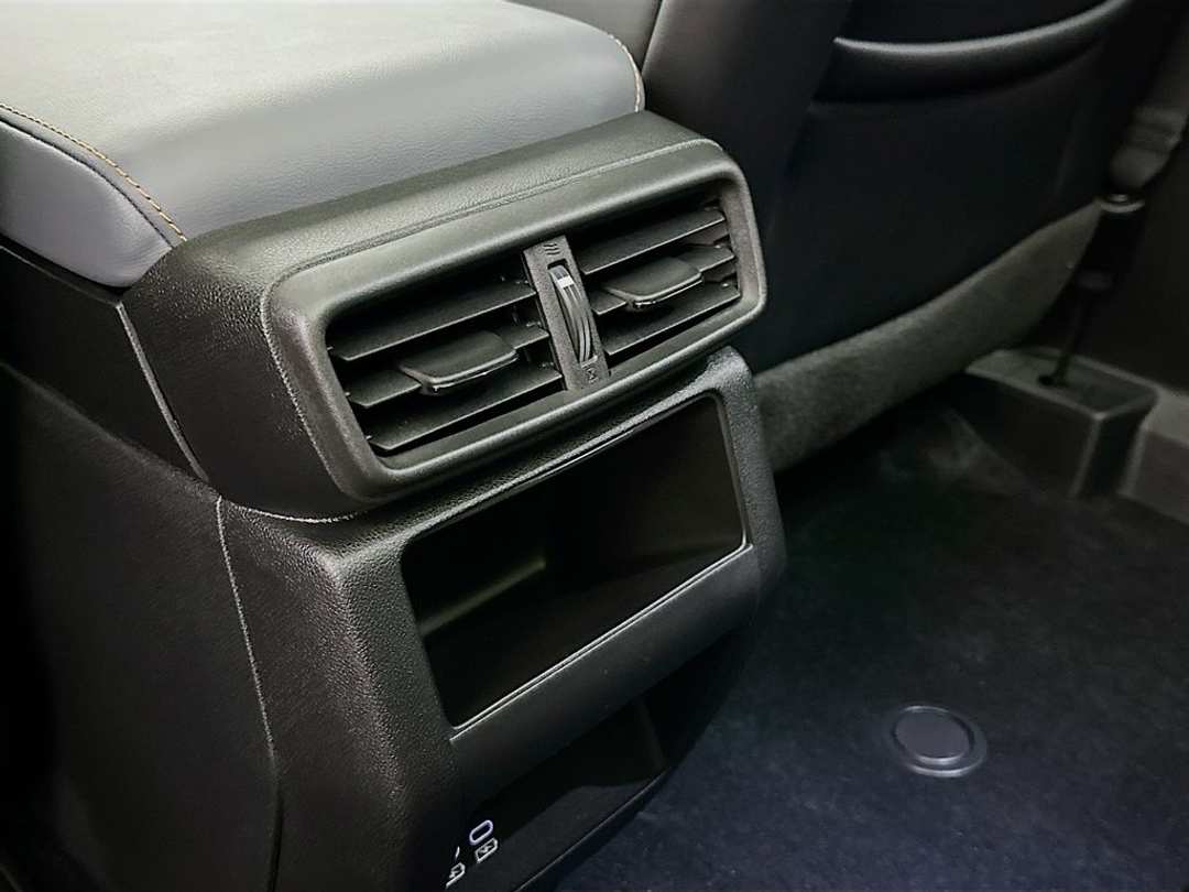 2026 Honda Prologue Touring - Image 27