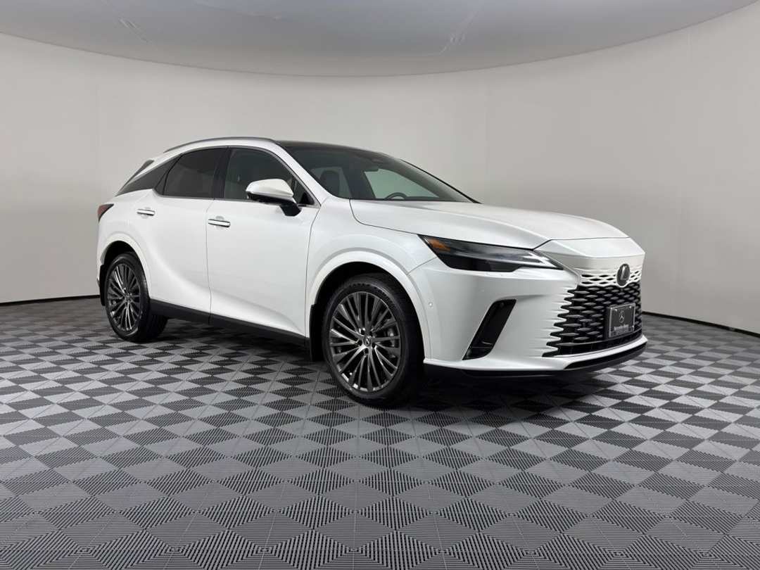 2024 Lexus RX 350 Luxury - Image 2