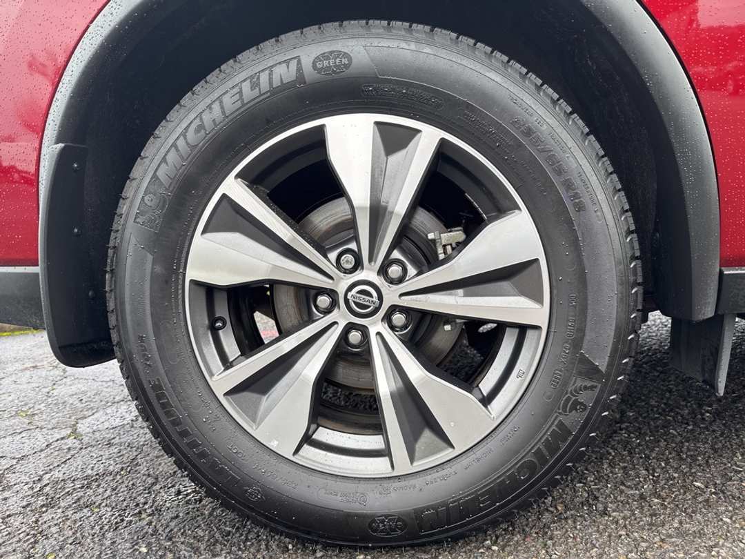 2022 Nissan Murano SV - Image 9