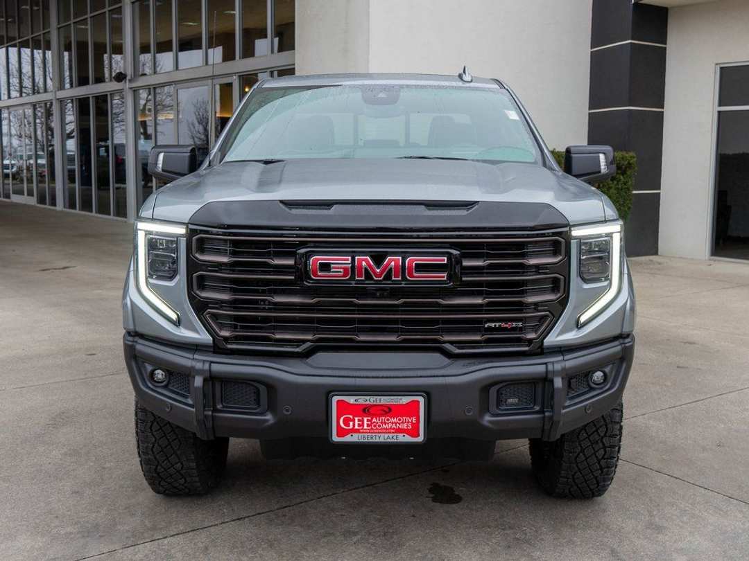 2026 GMC Sierra 1500 AT4X - Image 2