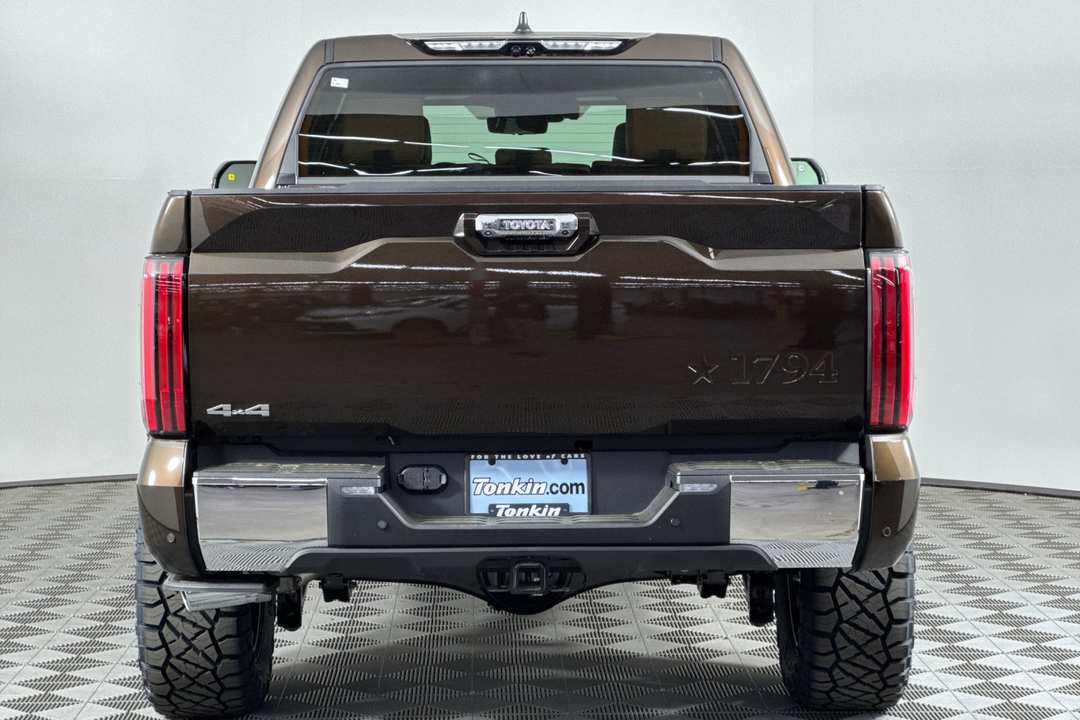 Toyota Tundra - Image 6