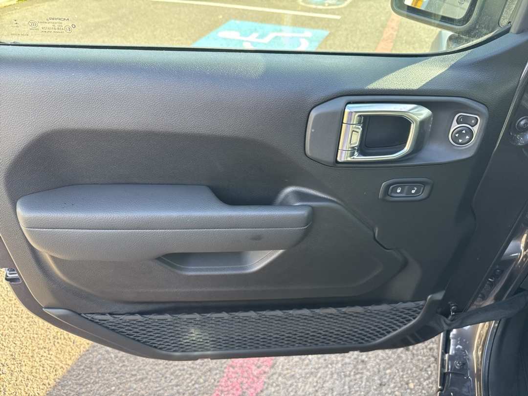 2026 Jeep Wrangler Sport S - Image 15