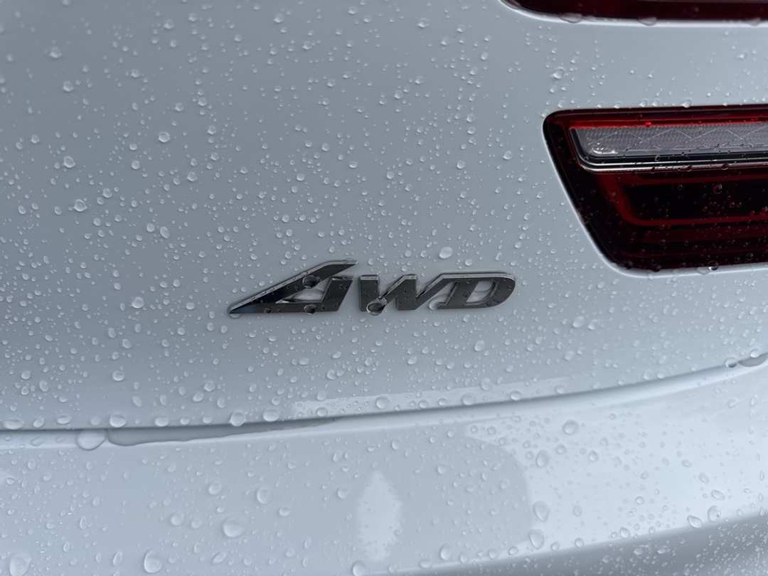 2026 Genesis G80 2.5T - Image 11