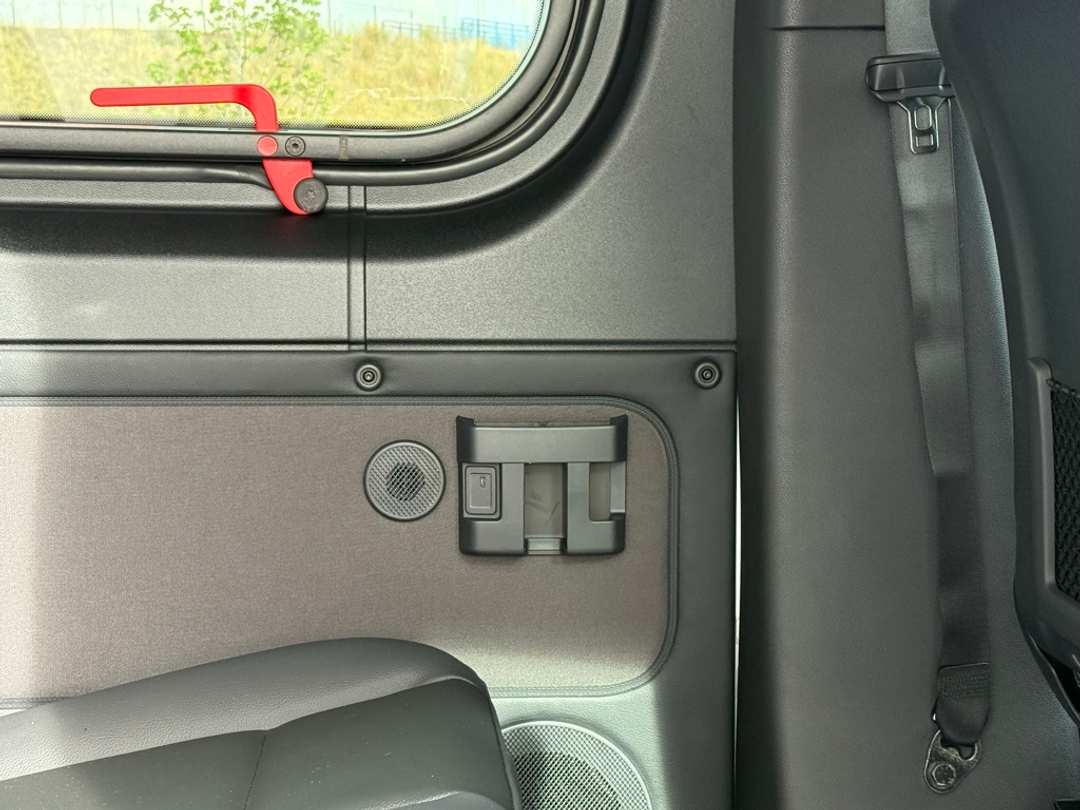 2025 Mercedes-Benz Sprinter 2500 Passenger 144 WB - Image 13