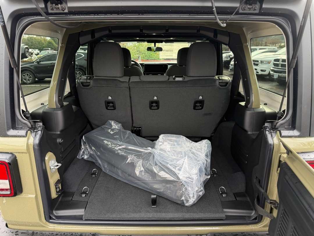 2026 Jeep Wrangler Sport - Image 11