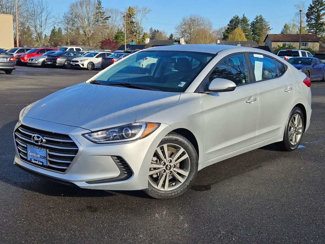 2018 Hyundai Elantra SEL - Image 2