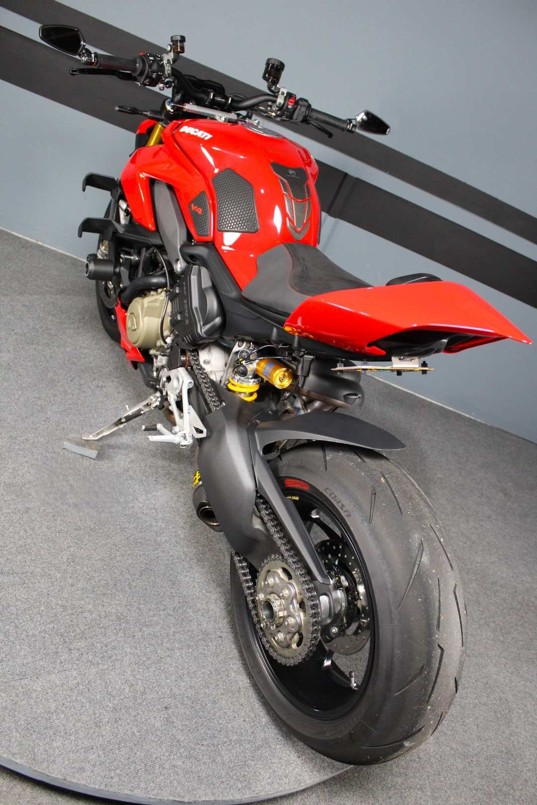 2022 Ducati Streetfighter V4 S - Image 3