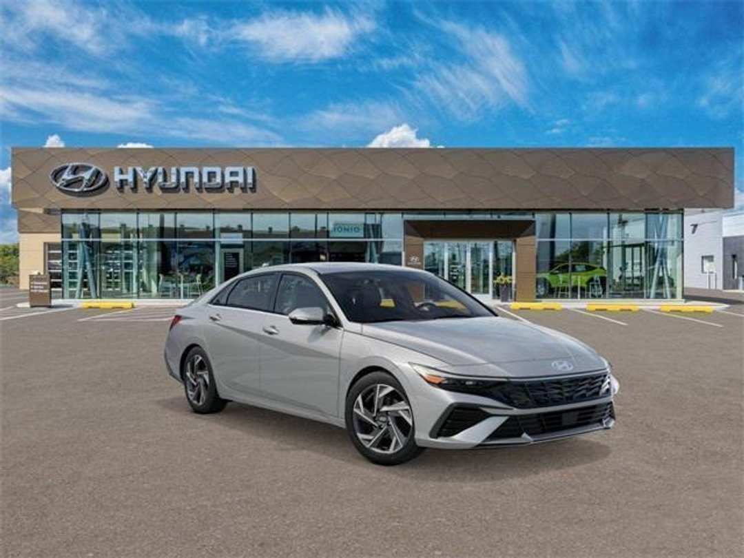 2026 Hyundai Elantra Limited - Image 2