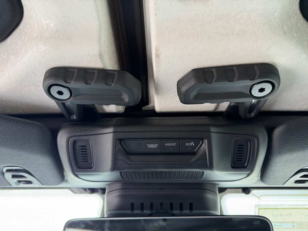 2026 Jeep Gladiator Rubicon - Image 27