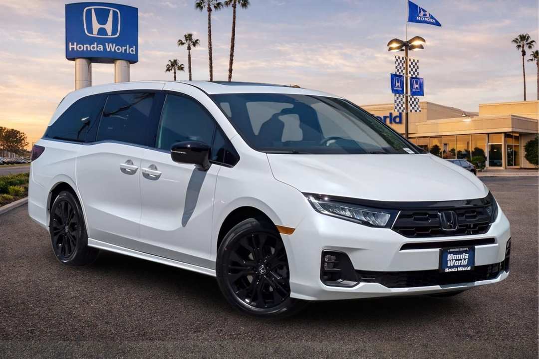 2026 Honda Odyssey SportL - Image 2