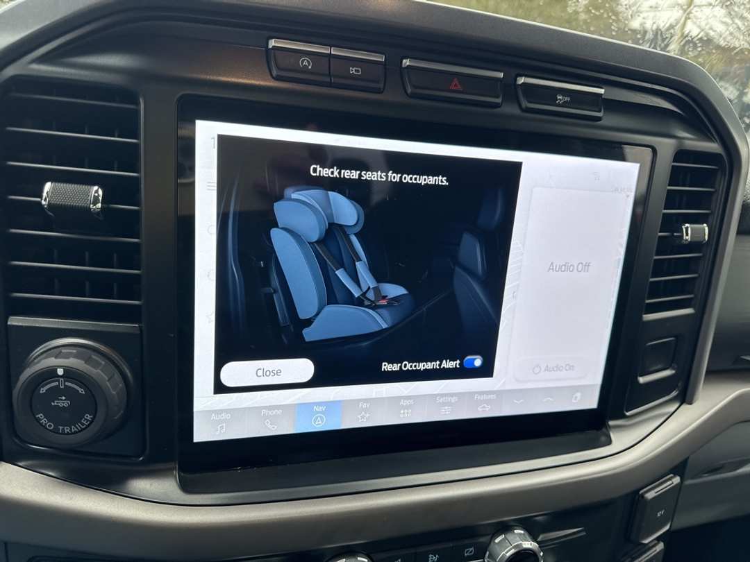 2024 Ford F-150 XLT - Image 40