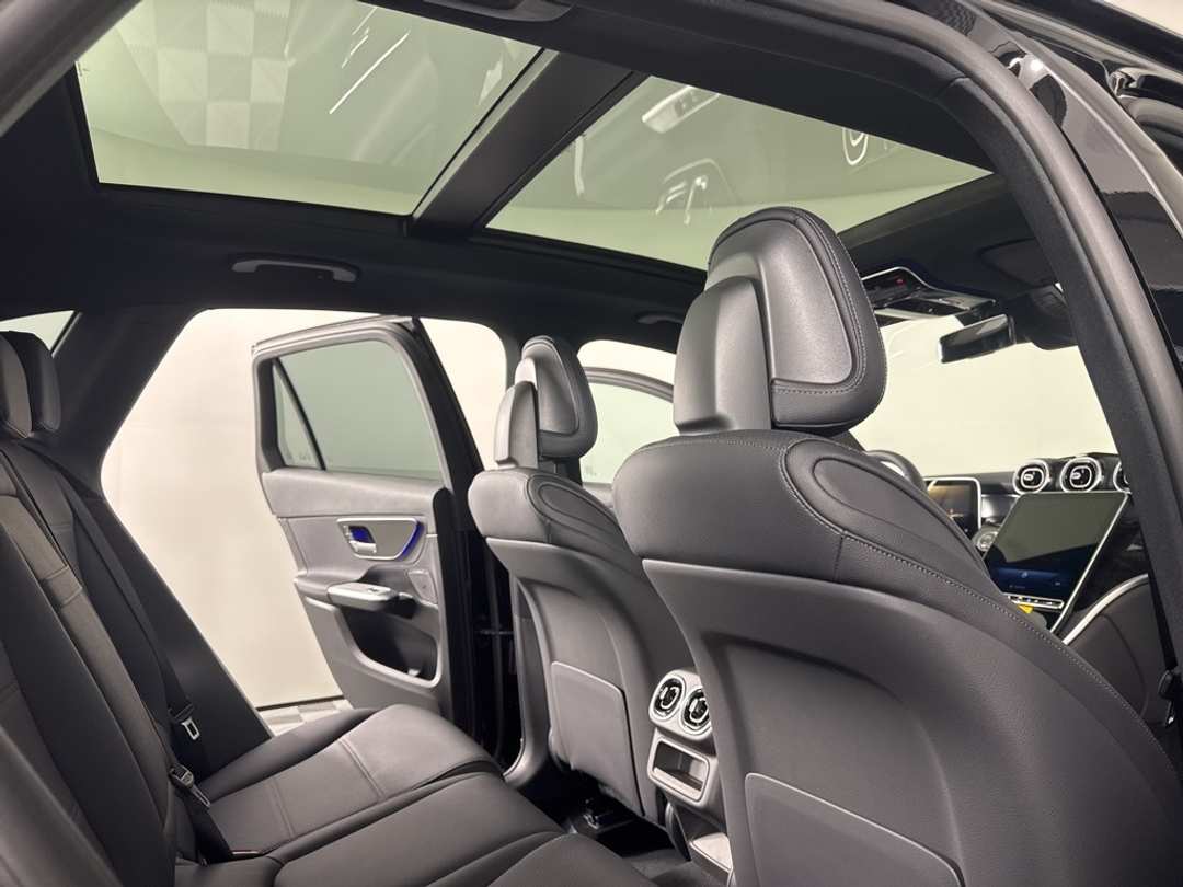 2026 Mercedes-Benz GLC GLC 300 - Image 18