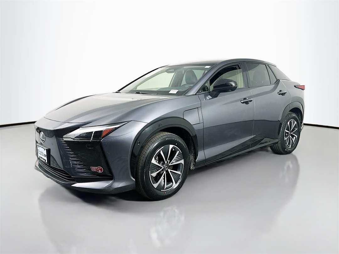 2023 Lexus Rz 450e Premium - Image 3