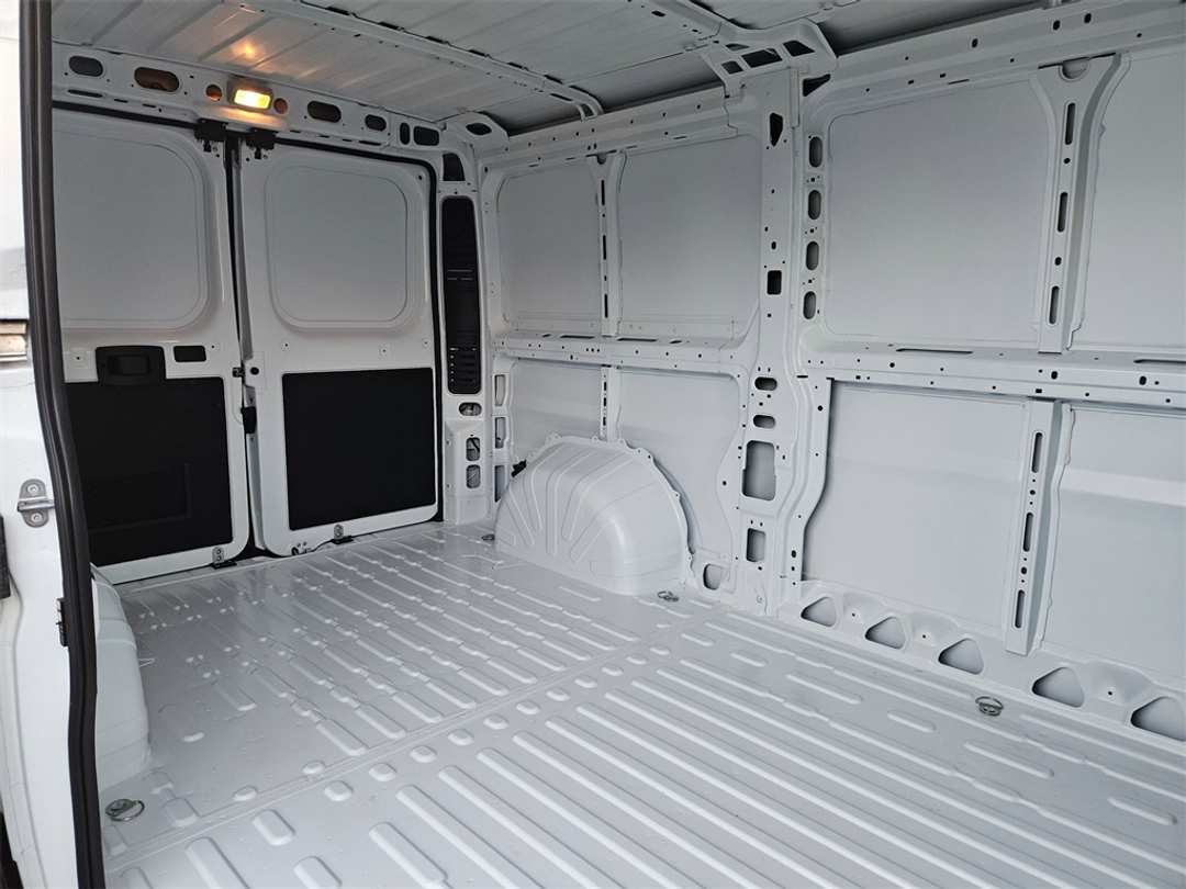 2026 Ram Promaster 1500 Low Roof - Image 33