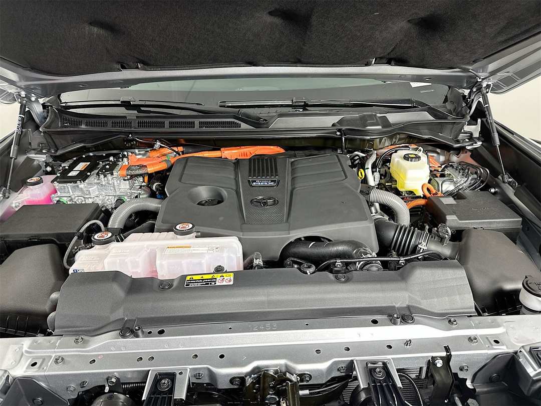 2026 Toyota Tundra 1794 Edition - Image 31