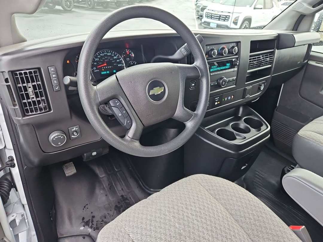 2023 Chevrolet Express 3500 LS - Image 13