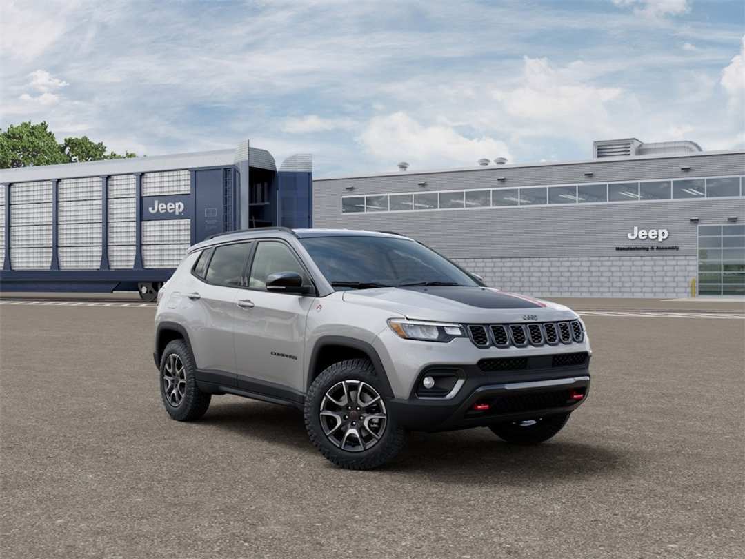 2026 Jeep Compass Trailhawk - Image 3