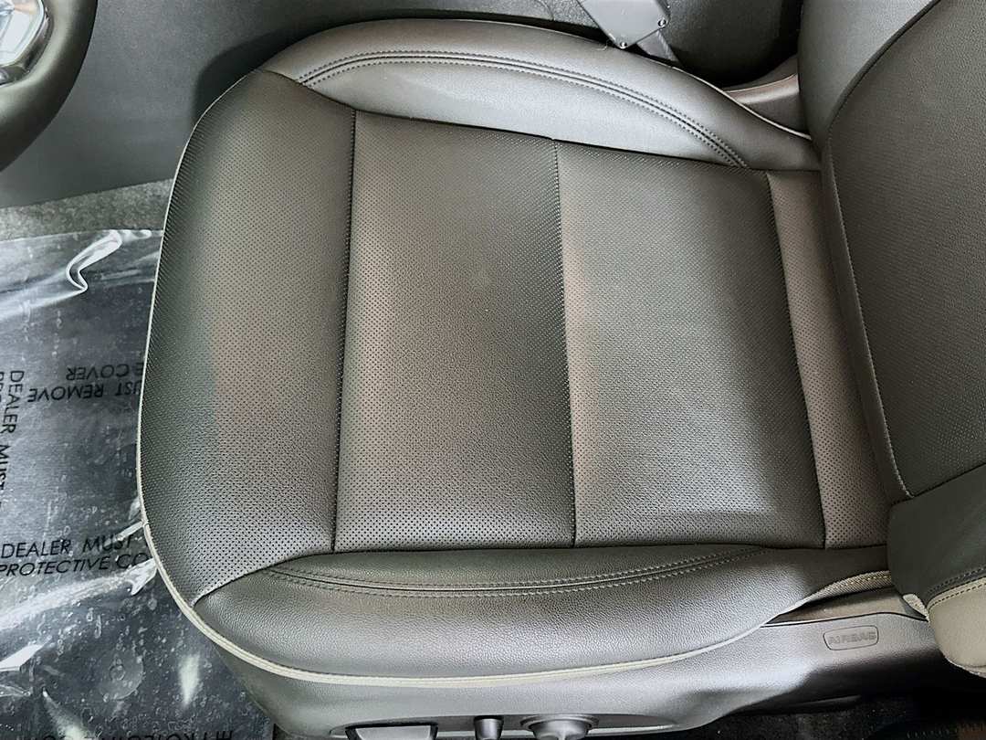 2025 Chevrolet Trax ACTIV - Image 19