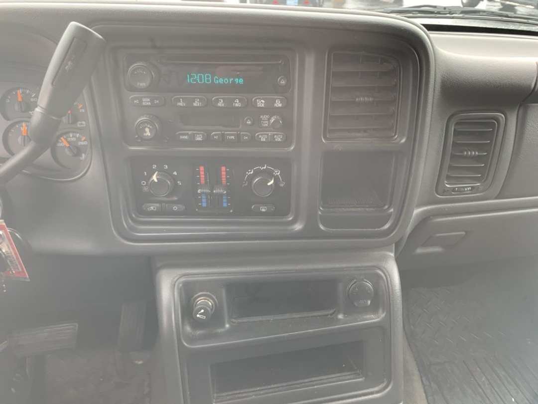 2005 Chevrolet Silverado 1500Hd LS - Image 17