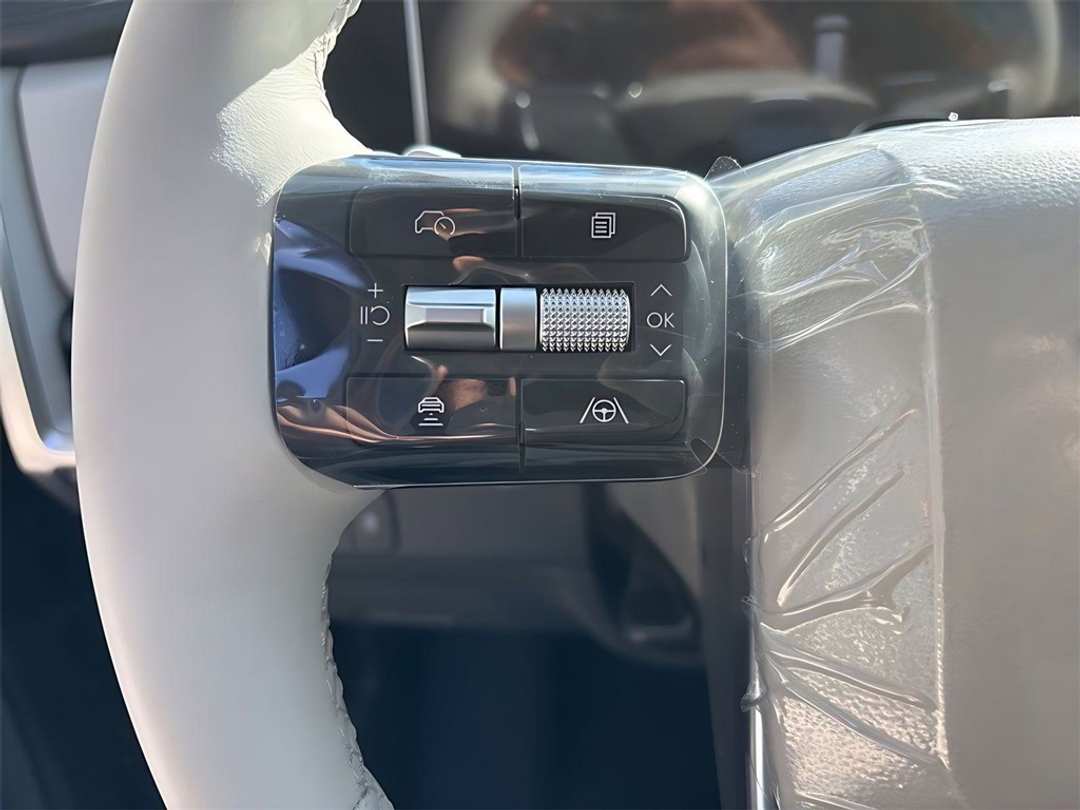 2026 Hyundai Santa Fe SEL - Image 23