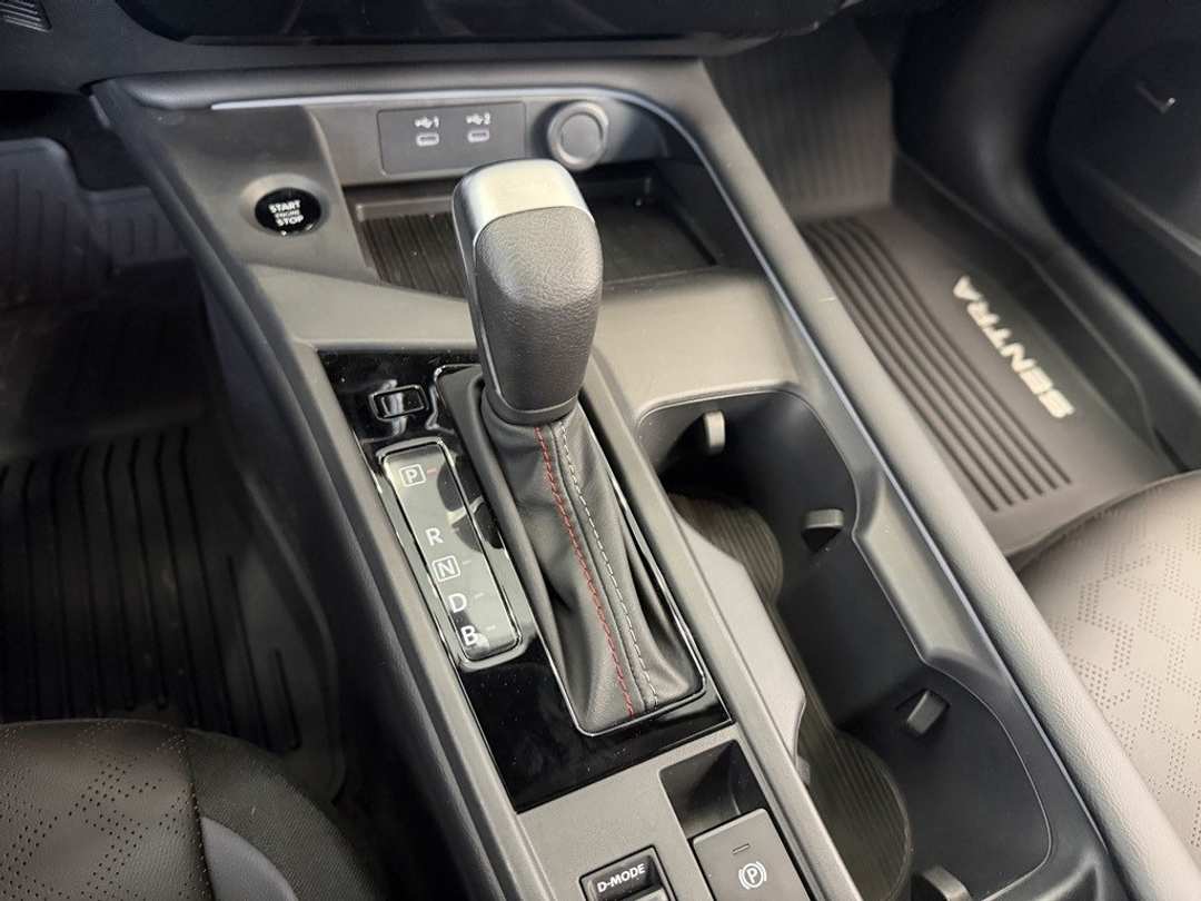 2026 Nissan Sentra SR - Image 25