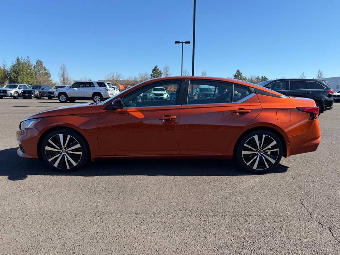 2021 Nissan Altima 2.5 SR - Image 5