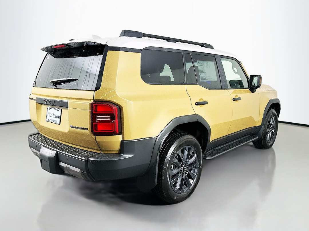 2026 Toyota Land Cruiser Base - Image 7