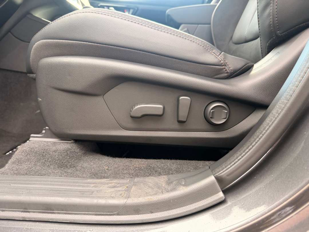 2026 Subaru Forester Touring - Image 16