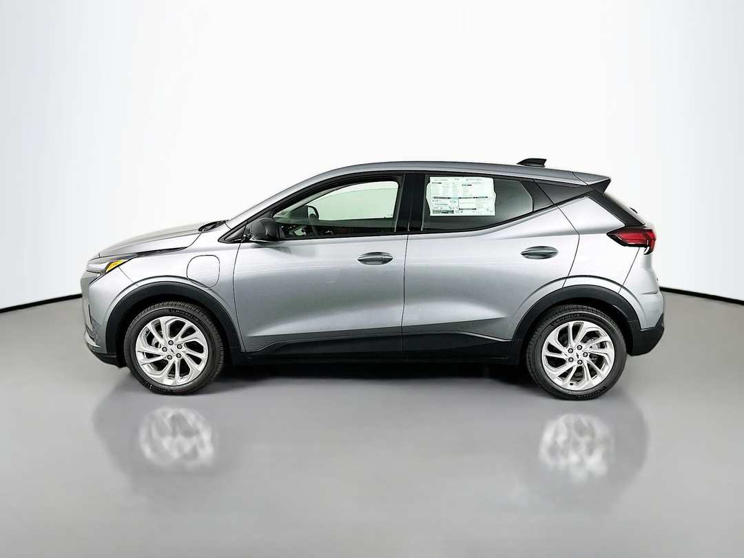 2027 Chevrolet Bolt Ev LT - Image 4