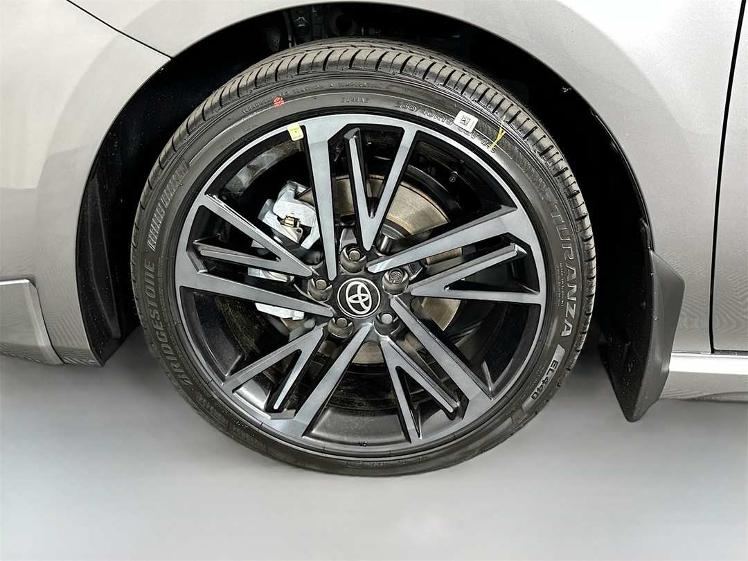 2026 Toyota Camry XSE - Image 33