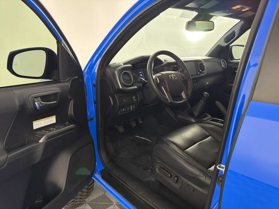 2020 Toyota Tacoma TRD OffRoad - Image 17