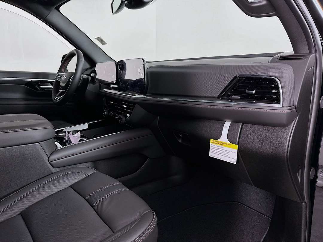 2026 Chevrolet Suburban RST - Image 31