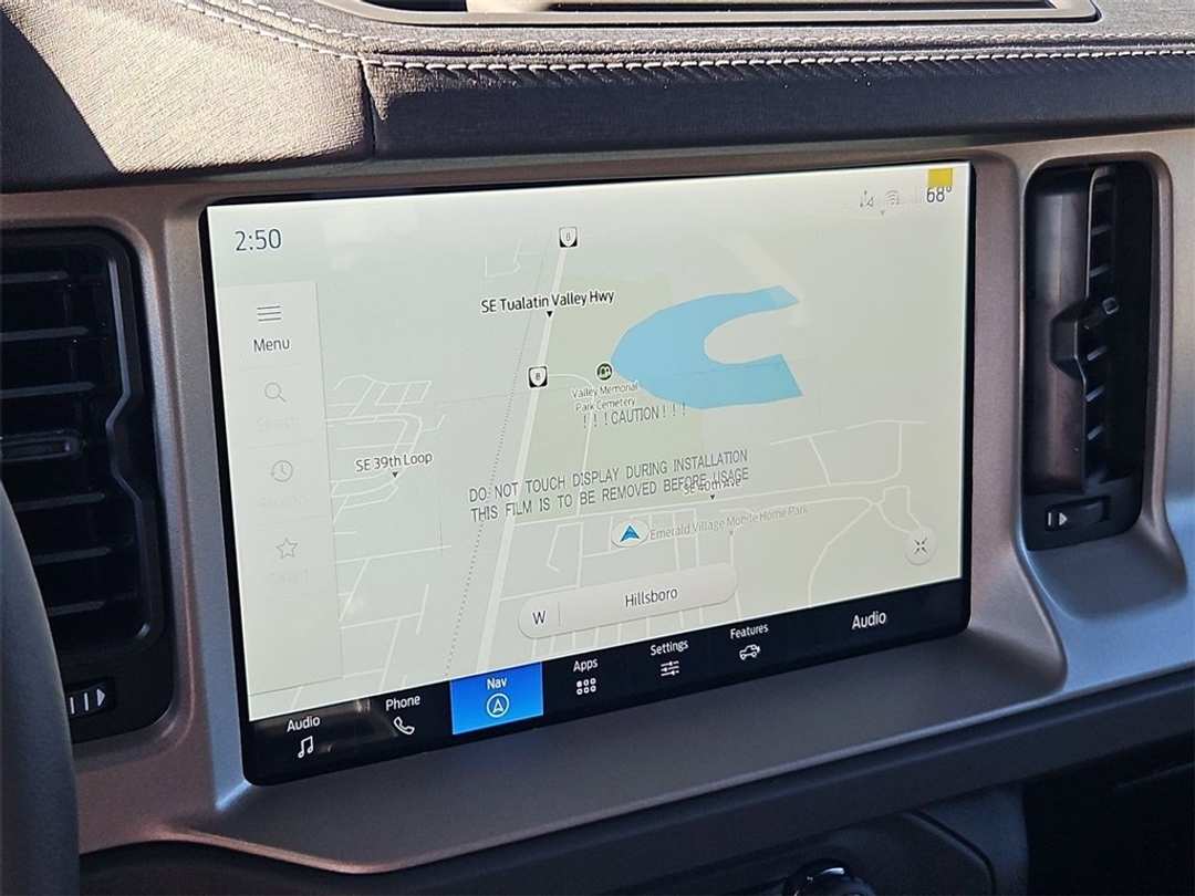 2025 Ford Bronco Outer Banks - Image 19