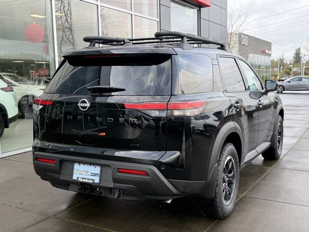2025 Nissan Pathfinder Rock Creek - Image 7