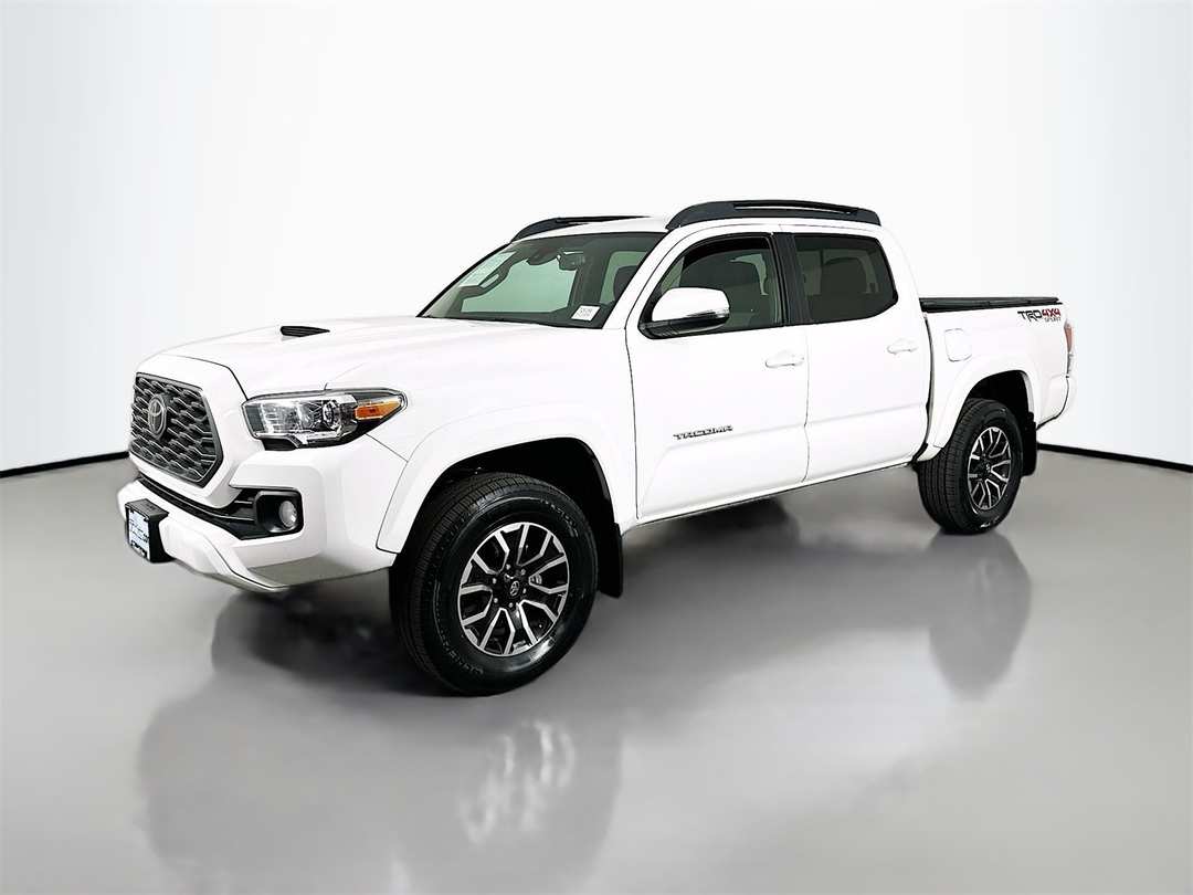 2022 Toyota Tacoma TRD Sport - Image 3