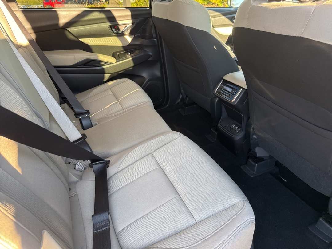 2019 Subaru Ascent Premium - Image 25