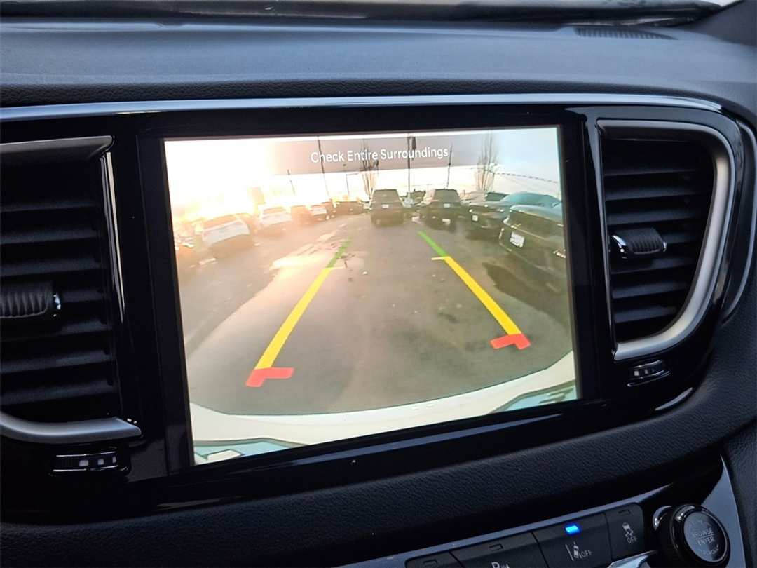 2026 Chrysler Voyager LX - Image 21