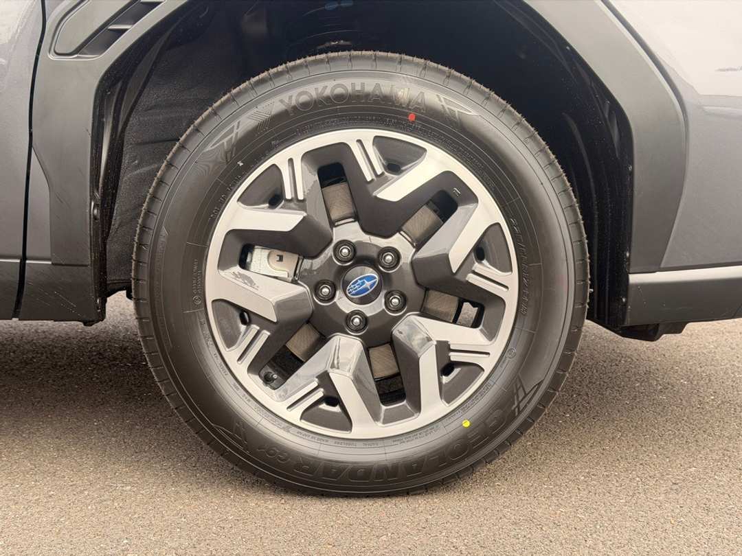 2026 Subaru Forester Premium - Image 9