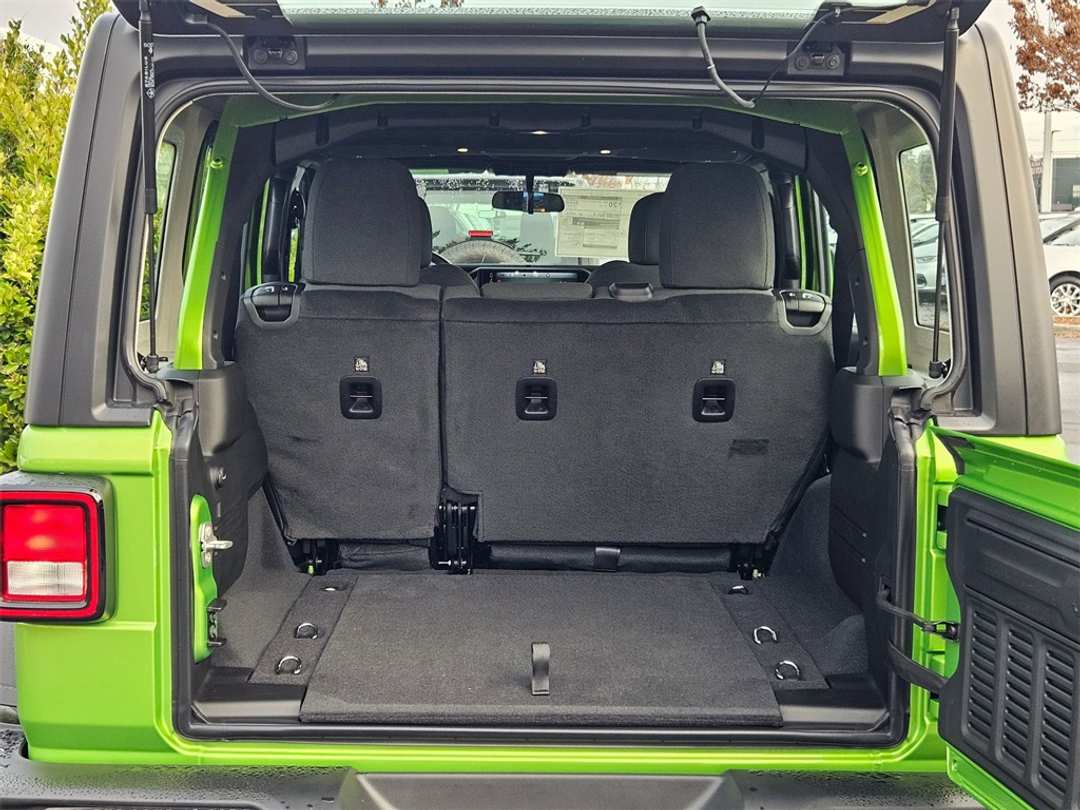 2026 Jeep Wrangler Sport - Image 29