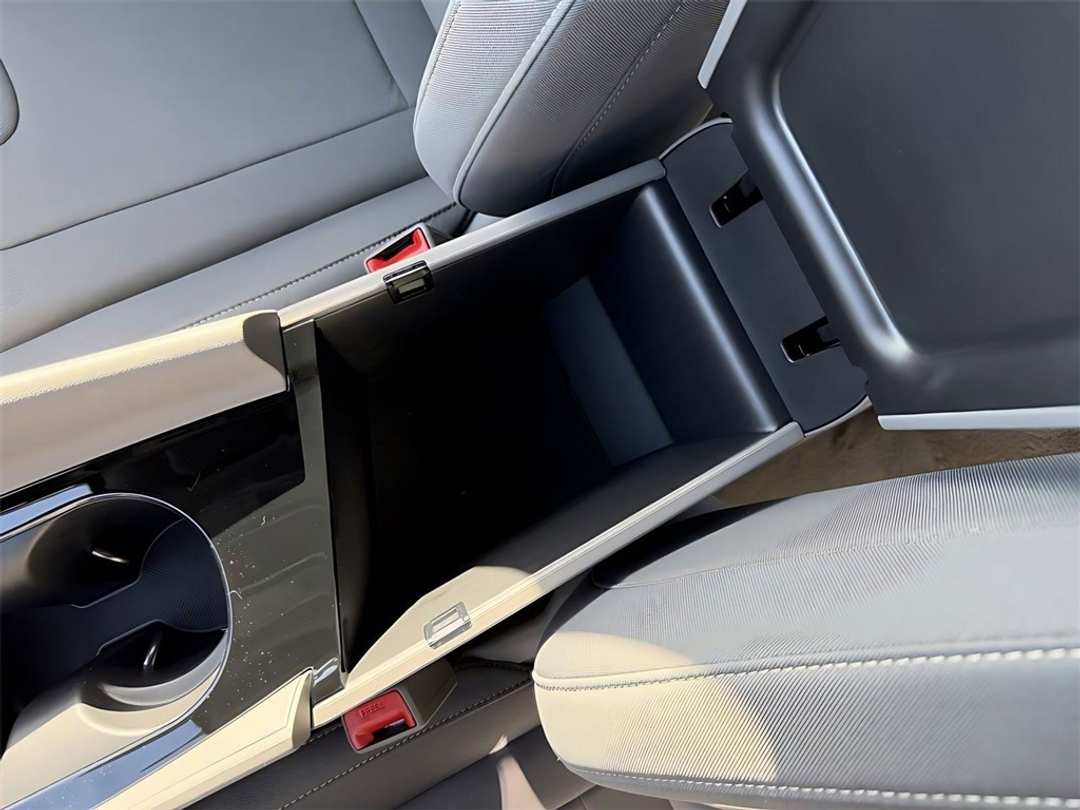 2026 Hyundai Elantra SEL Sport - Image 24